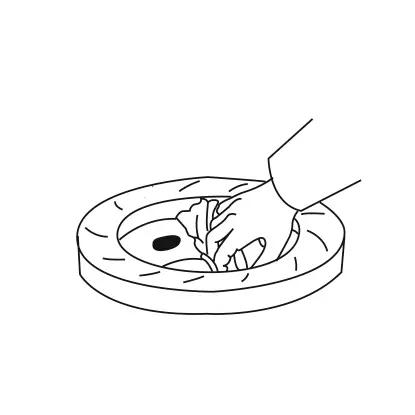 نظف وجه التثبيت للقرص الجديد