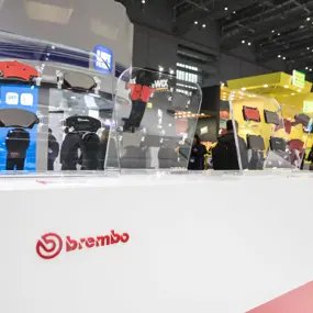 Die Brembo Aftermarket-Bremsbeläge waren die stars auf der Automechanika Shanghai 2018