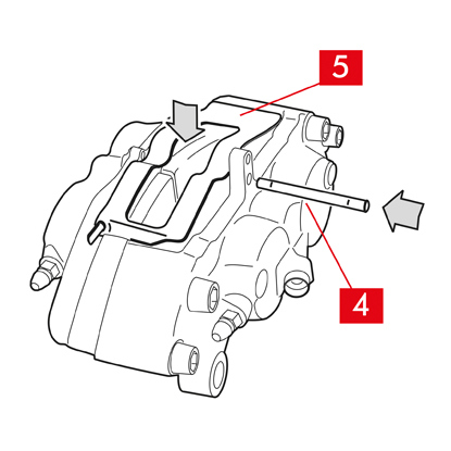 Setzen Sie die Federn (Punkt 5) und Stifte (Punkt 4) wieder in die entsprechenden Schlitze im Bremssattel und in den Belägen ein. Die Stifte müssen mit einem Hammer und einem Splinteintreiber eingeschlagen werden. Die Federn müssen in Richtung der Ausrichtung montiert werden, falls vorhanden.