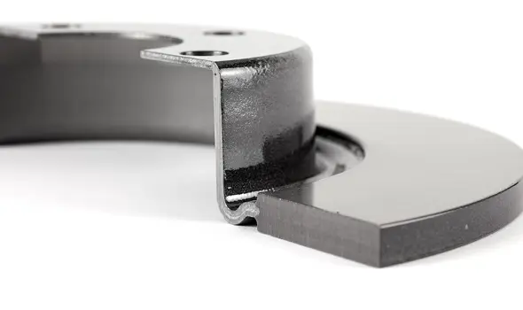 WHAT MAKES THE BREMBO CO-CAST DISC THE BEST IN MERCEDES' PREMIUM MARKET!