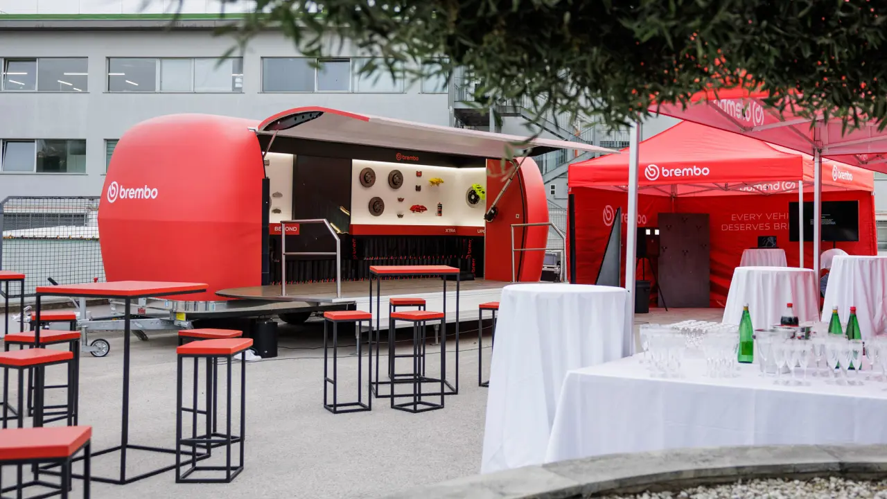 Brembo XtraOrdinary Tour stand