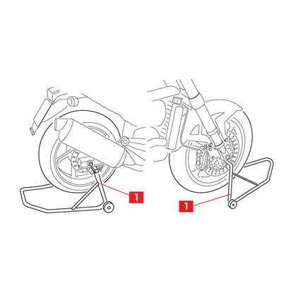 Le véhicule est posé sur béquilles pour pouvoir procéder au démontage des roues et du disque de frein.