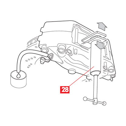 Un écarteur est utilisé pour pousser les pistons dans l’étrier de frein.