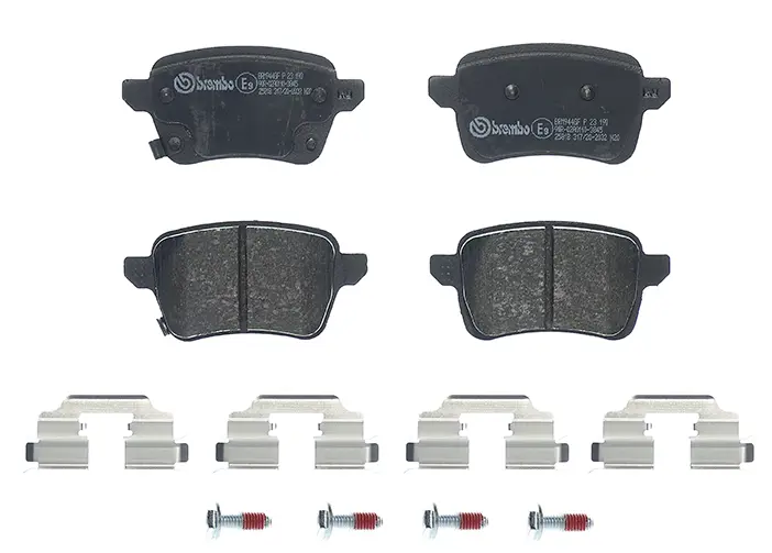 Brembo P 23 067 Pastiglie Freno Posteriori, Per Auto, Qualità OE, Sistema Lucas, Larghezza 90 Mm, Conforme ECE-R90
