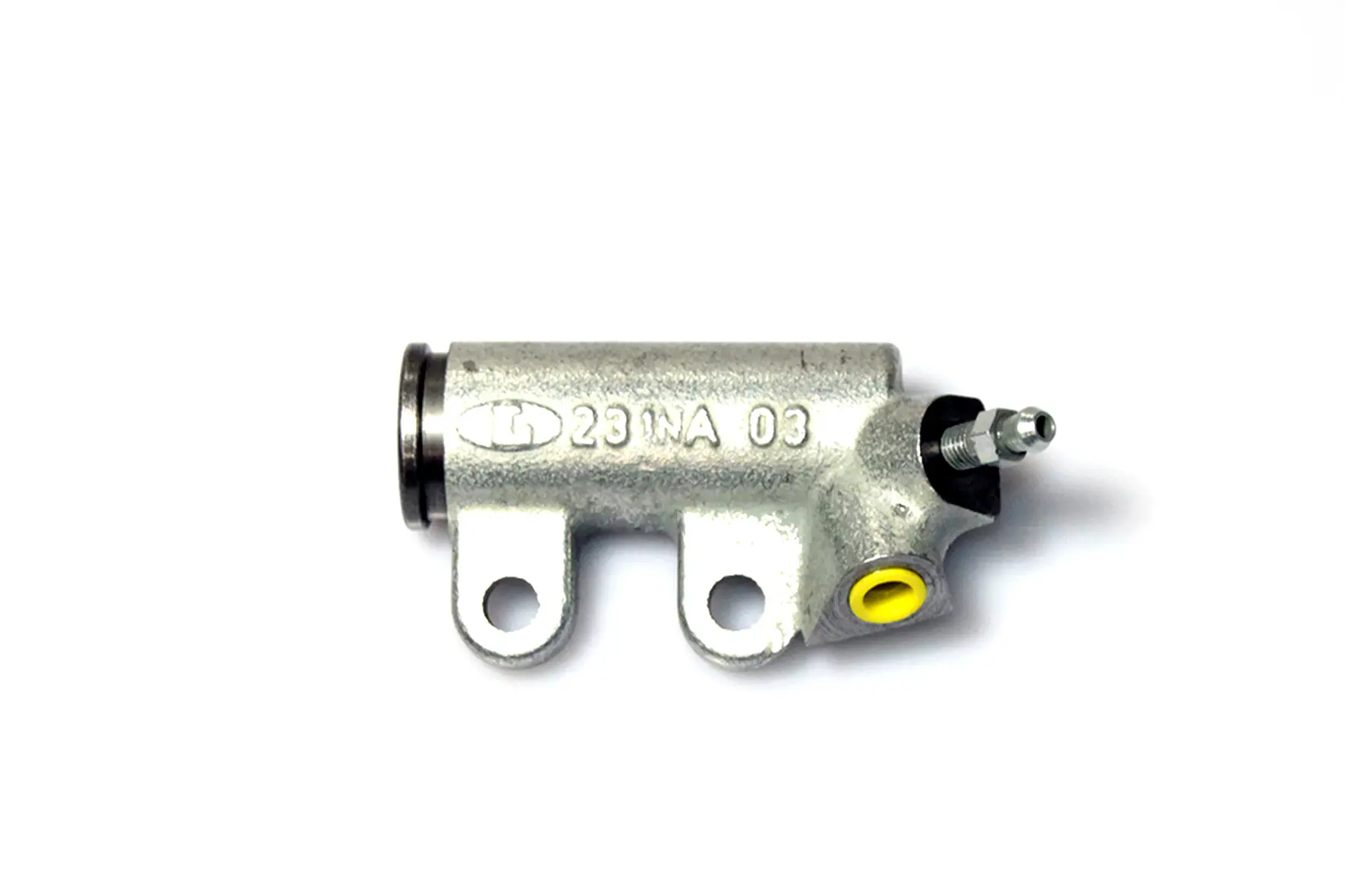E 83 024